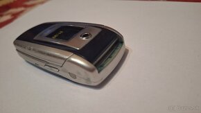 Samsung SGH-E700 - 7