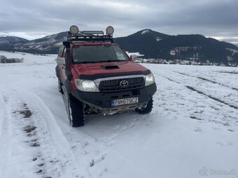 Toyota Hilux - 7