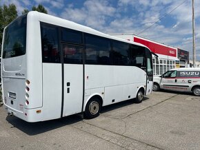 Autobus ISUZU NOVO ULTRA Euro 6 29 míst - 7