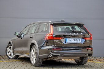 Volvo V60 Cross Country - 7