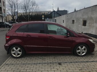 Mercedes B - 7