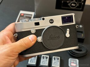 Leica M10 silver + 2 extra baterie (top stav) - 7