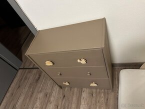 Ikea nábytok - 7