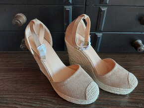 Espadrilky na platforme - vel. 39 - 7