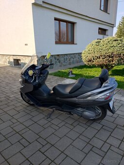 Suzuki Burgman 400 - 7