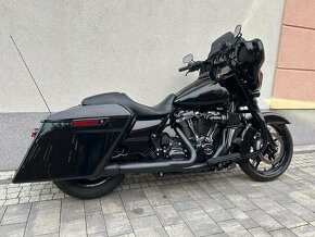 Harley Favidson Street Glide - 7