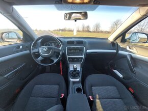 Škoda Octavia 1.6 TDI, prvý majiteľ, nové v SR - 7