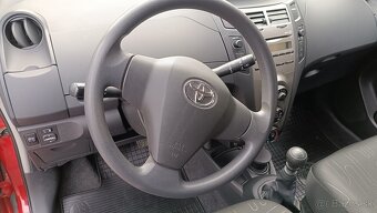 Predám (toyota yaris) - 7