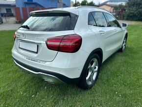 Mercedes-Benz GLA 200 d 4MATIC A/T - 7