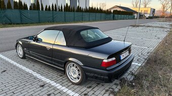 BMW 325i Cabrio - 7