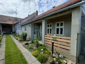 NA PREDAJ 3 IZBOVÝ RODINNÝ DOM S GARÁŽOU, POZEMOK 1061 M2, Š - 7