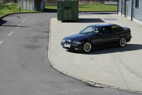 bmw e36 320i coupe - 7