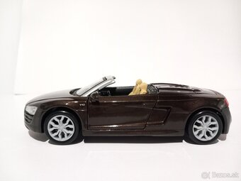 1:24 Audi R8 Spyder - 7