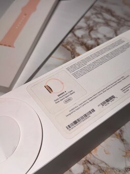 Apple Watch Series 4 40mm GOLD/PINK - 7