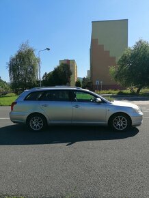 Avensis 1.8vvti-benzin combi - 7
