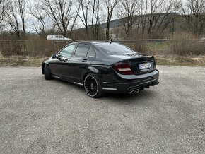 Mercedes-Benz C350 CGI BlueEfficiency 225kw - 7