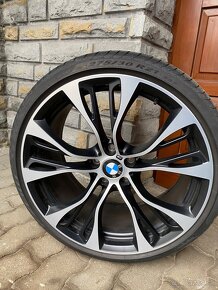 Originál BMW STYLE 599 + pneumatiky PIRELLI P ZERO E - 7