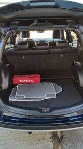 Toyota RAV4 - hybrid - 7