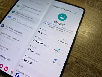 Samsung Fold 4 256gb v top stave bez znamok pouzivania bol i - 7