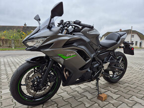 Prodám Kawasaki Ninja 650 , r. v. 2024, ABS, KTRC, 2743km,ČR - 7