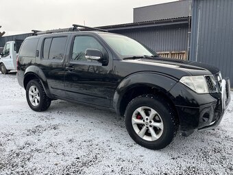 Nissan Pathfinder 2.5 dCi XEMT6 - 7