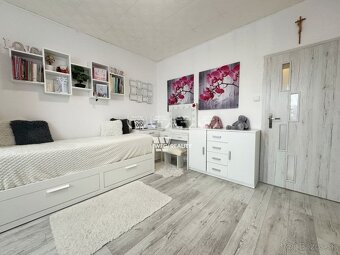 Kompletne zrekonštruovaný 2 izb. byt s loggiou /50m2/ Žilina - 7