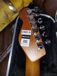 Mooer Stratocaster - 7