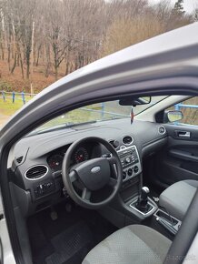 Ford focus 1.6Tdci 80kw Rezervované - 7