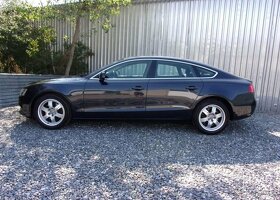 Audi A5 2.0TDi100kWFAJNE KM1.MAJITEL nafta manuál 100 kw - 7