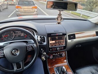 Volkswagen Touareg II 3.0 V6 TDI 180kw - 7