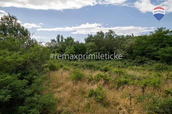 Predaj pozemku v Rači 1 590 m2 - 7