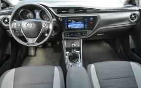 Toyota Auris 1.60 D, kamera, sezónne prezutie - 7