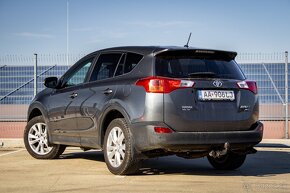 Toyota RAV4 2.2l D-CAT 150 Premium A/T - 7