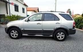 KIA SORENTO 2.5 CDRi 4x4 103kW AUTOMAT- KOŽA - VYHREV- DVD - 7