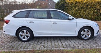 Škoda Octavia kombi 4, 10/2020, kamera, keyless, navigace - 7