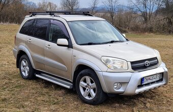 Toyota RAV4 - 7