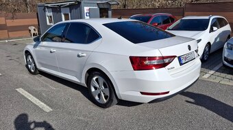 Škoda Superb 1.6 TDI Ambition DSG - 7