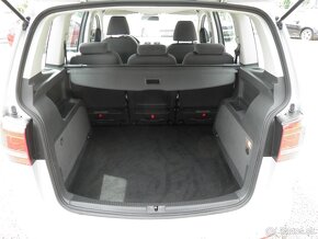 Volkswagen Touran 1.6 TDI Comfortline DSG - 7