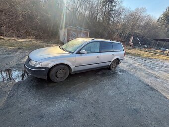 Volkswagen Passat 1.9 tdi 81kw Rozpredam na náhradné diely - 7