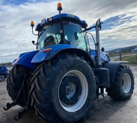 Kolesový traktor New Holland T 7.270 - 7