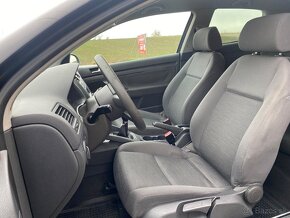 Volkswagen Golf 5  1.9TDi 77kw - 7