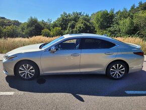 LEXUS ES300h, 1.majiteľ - 7