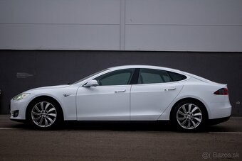 Tesla Model S 85D - 7