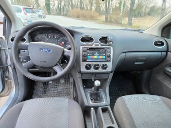 Ford Focus Combi 1.6 - 7