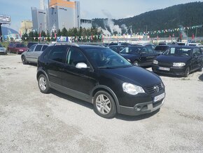 Volkswagen Polo 1.6 Cross BENZÍN - 7