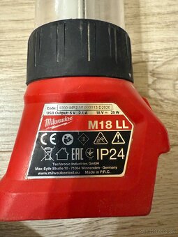 MILWAUKEE M18 Lucernové svietidlo - 7