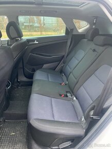 Hyundai Tucson 2.0 Premium - 7