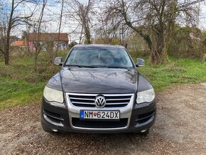 Predám Volkswagen Touareg 2.5 . - 7