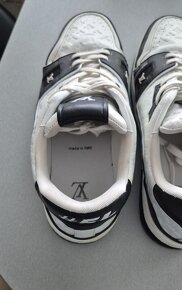 Louis Vuitton Trainer Sneaker (vel.10) - 7