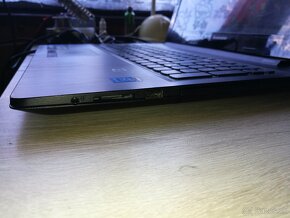 Lenovo G50. 15,6" LED. SSD 256 GB. 8 GB. Intel 4-jadro. - 7